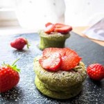 Japanische Mini-Matcha-Cheesecakes