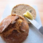 Körnerbrötchen mit Sauerteig